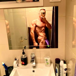 Logan Johnston, Sydney