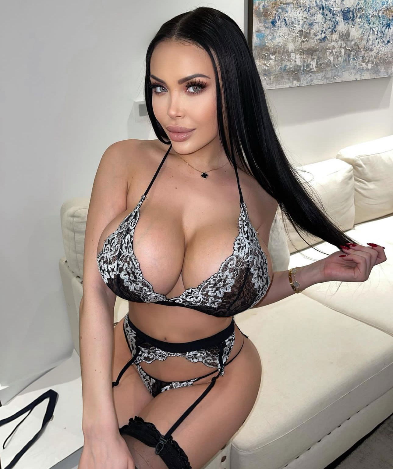 𝐀𝐍𝐀𝐒𝐓𝐀𝐒𝐈𝐀 𝐃𝐎𝐋𝐋 𝐅𝐑𝐄𝐄 🍉 HUGE BOOBS photo