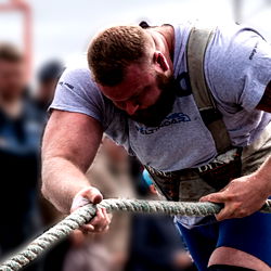 Icelandic Strongman Competitor in Action