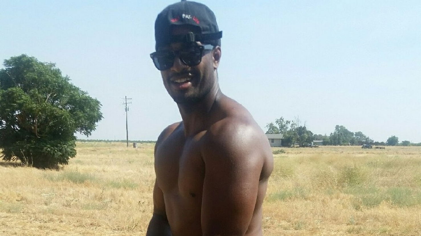 Moneys Something-Else photo