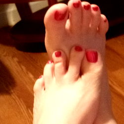 Chicago Model Brandi Tormala Sharing Feet Photos on OnlyFans