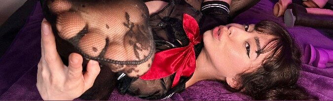 Luna Luuvz 🌙 Becca Luna photo