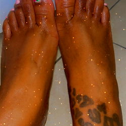 Intimate Tattoo Display on Feet