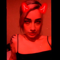 Miss Venus❤️‍🔥🌹' Red-Eyed, Tattooed Look