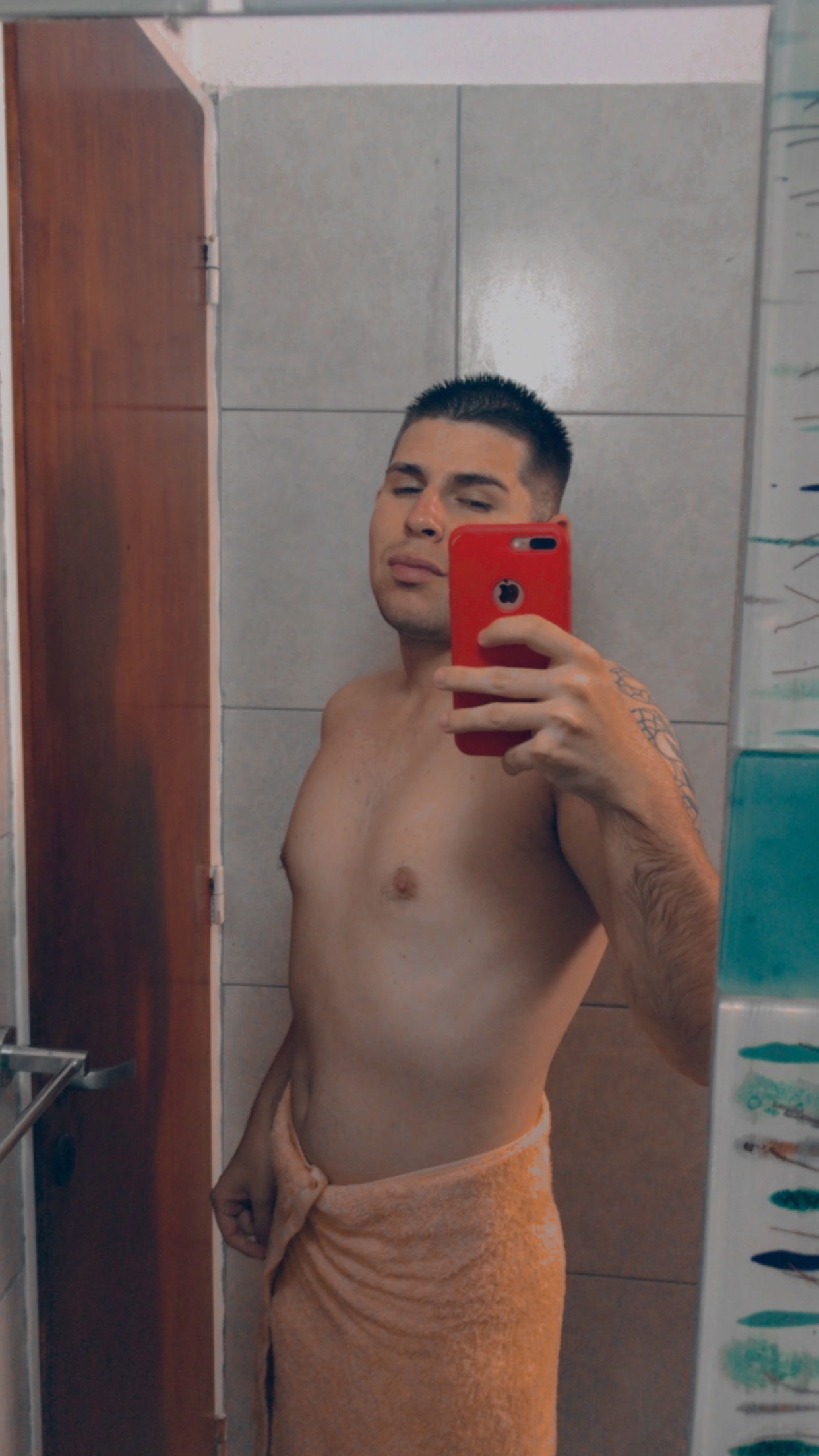 LAINUS🍆 (FREE) photo