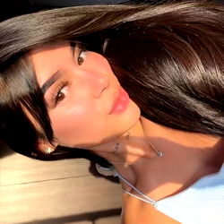 Babeee: Stylish Onlyfans Model Posing for Instagram