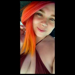 Vividly Colored Hair and Skin, Asta Runa