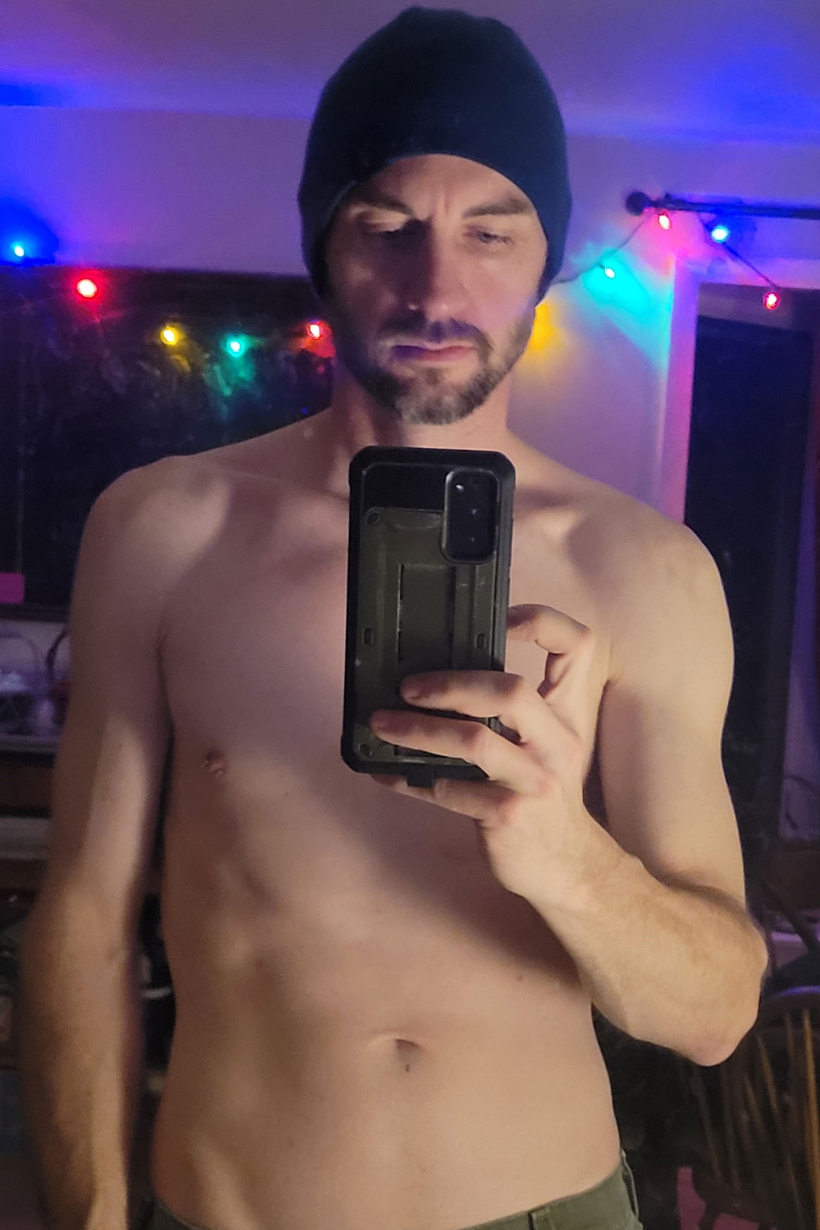 Munkies pronounced A-a Ron,  Aaron photo