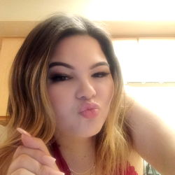  Ariana Divine, Candyland Model