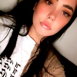 Audrey Summers, OnlyFans Model