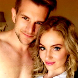 Ava &amp; Axel Model Photo