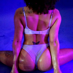 Alishasworld, a fitness enthusiast