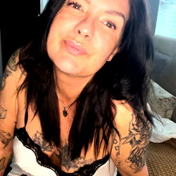 Dama Elizabeth - Wherever you want me 💕