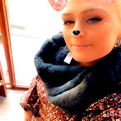 London Fashion Influencer 💖Emma