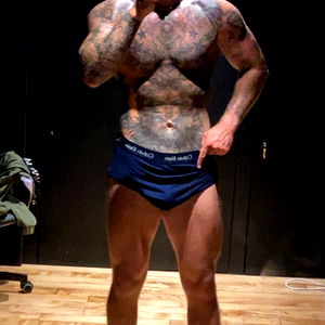 Bigtomballinger13 photo