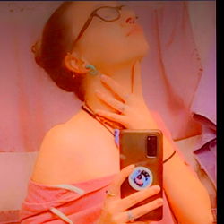 Model Paige from Texas, Sharing Her Glamorous Look