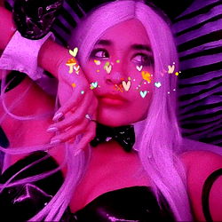 Ekulele's Captivating Photo on OnlyFans