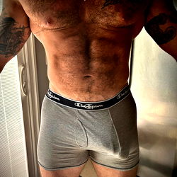 Onlyfans Thor's Hammer Showcases Fitness Achievements