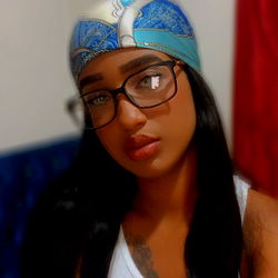 Amanda Santana photo