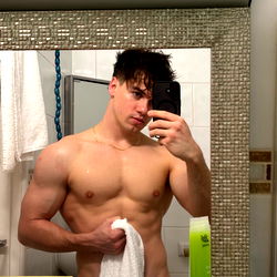 Lewis Moore Shirtless Mirror Selfie