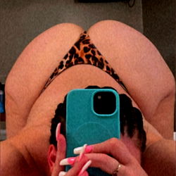 Intimate pose from Onlyfans model Tiffany