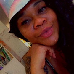 Alarassi on OnlyFans, model