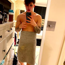 Archie: The Stylish, Confident Model from London