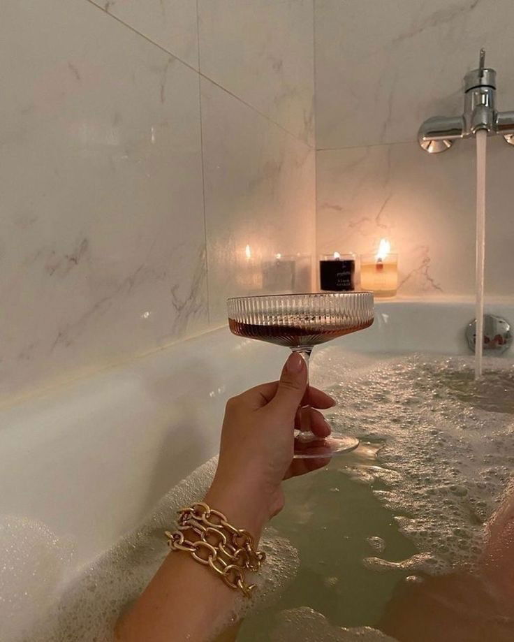 Marilyn the cougar photo