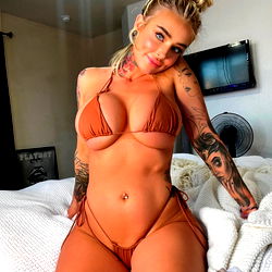 Ashley • Blonde &amp; Tatted 👱‍♀ photo