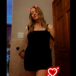 Abby Newberry - OnlyFans Model