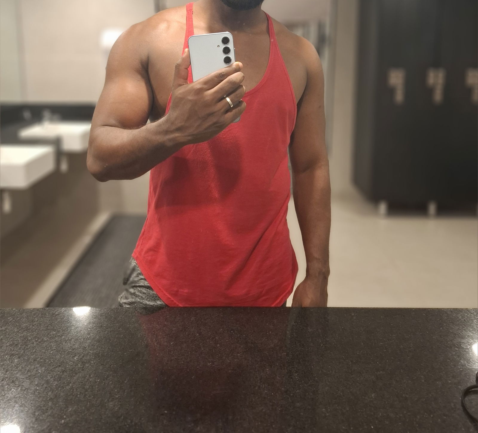 𝘽𝙇𝘼𝙆𝙀 𝘾𝙐𝙍𝙄𝙊𝙐𝙎🤫😈🍆 photo