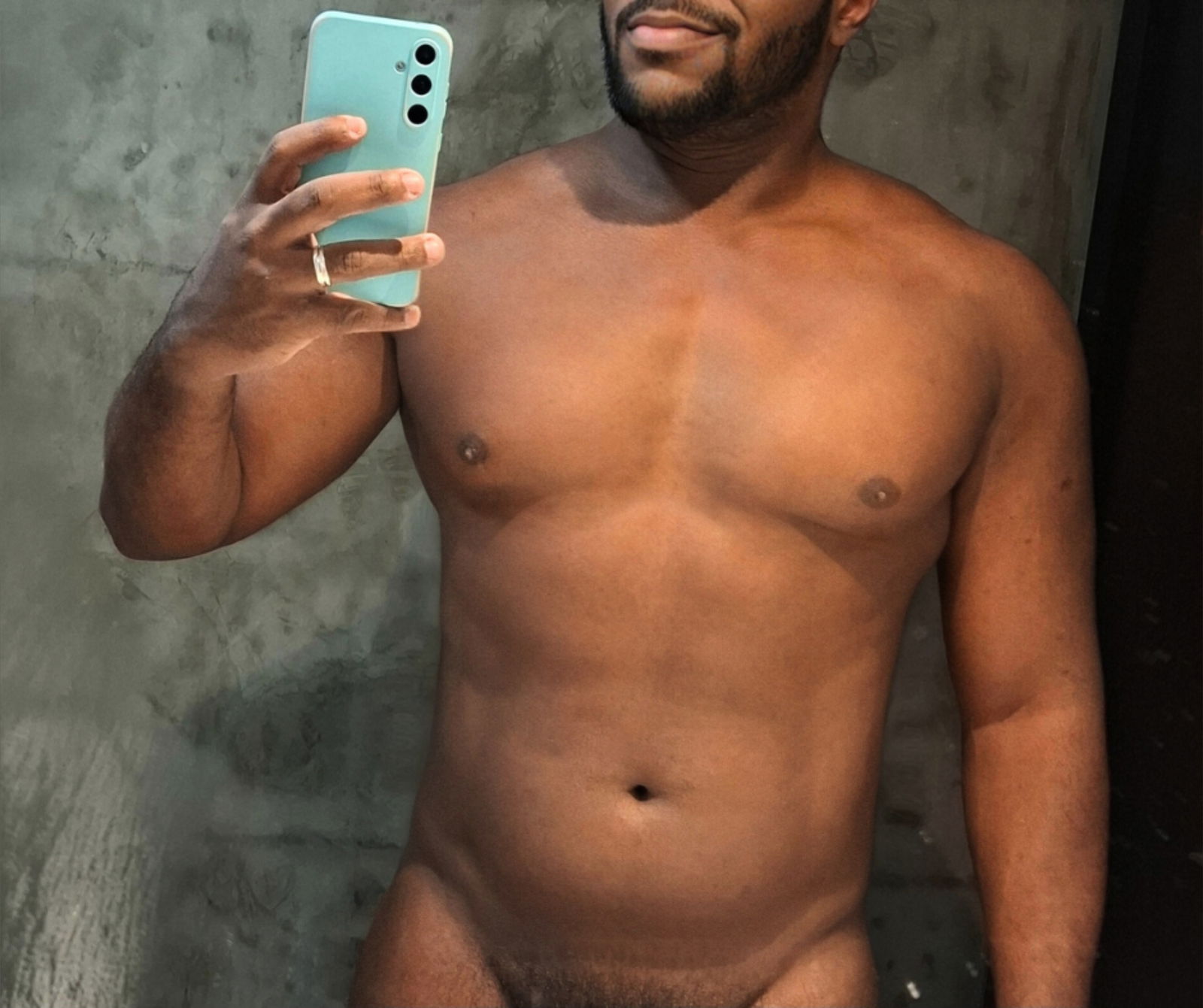 𝘽𝙇𝘼𝙆𝙀 𝘾𝙐𝙍𝙄𝙊𝙐𝙎🤫😈🍆 photo