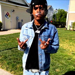 BallyFlexdUp in a Casual Street Scene