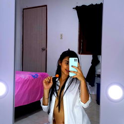 Angieefeet - Colombian Model in Erotic Uniform