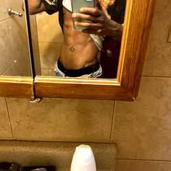 Model Alexander Blue Shows Off Abs in Bathroom Mirror