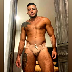 Fitness model Alex Herrera in Guadalajara, Jalisco