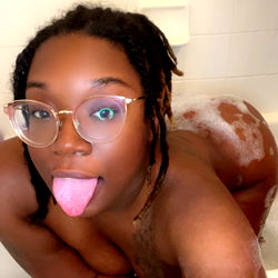 OnlyFans Model MochaMamí in Bathroom Shot