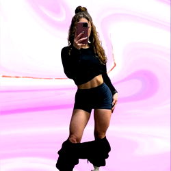 Fitness Model Kariana Poses for MyWorld2.0 on OnlyFans