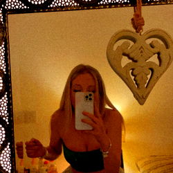 OnlyFans Model Alicia Anstey