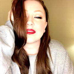 Seductive Model Alexis Kyle