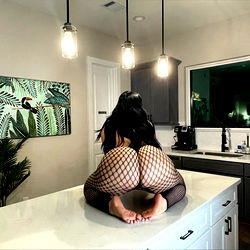 𝑪𝒉𝒂𝒏𝒆𝒍 𝑳𝒖𝒙 photo