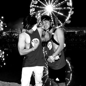 Miles Cooper ๐ photo