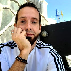 Dylan Rossi - Casual Outdoor Selfie