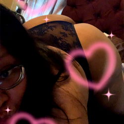 Nelly - OnlyFans Model