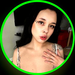 OnlyFans Model Alice Wood in Elegant, Lingerie-Inspired Photoshoot