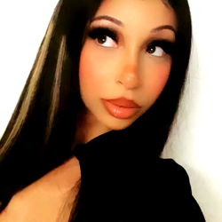 Kitty - OnlyFans Model