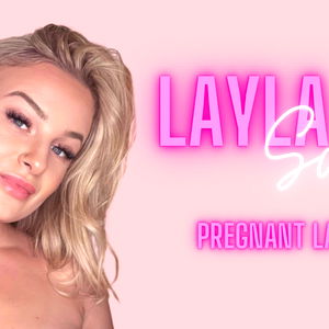 Pregnant Layla photo