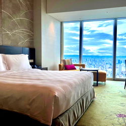 生・乱パクラス　Host of BB gang-bang party photo