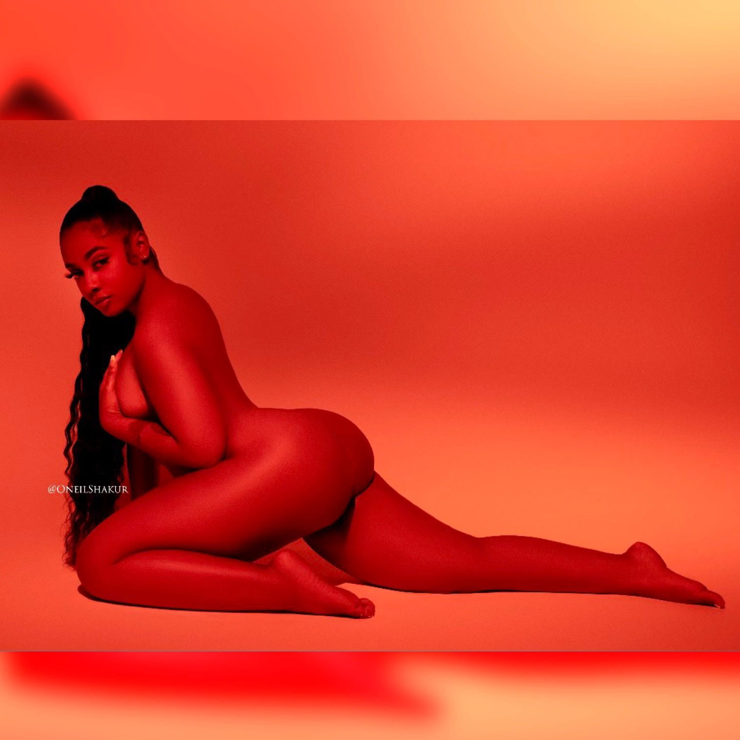 Whysoglamorous photo