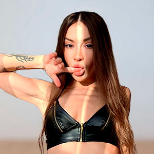 ๐๐ฏ๐ ๐๐๐๐ฅ your unique sex blogger photo